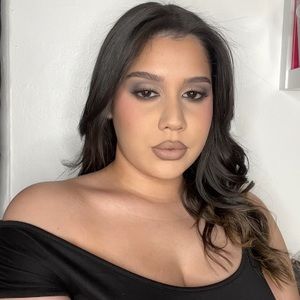 Meet your Posher, Jailene